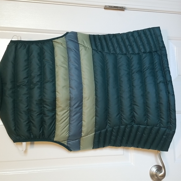 Patagonia sweater vest - Picture 9 of 11